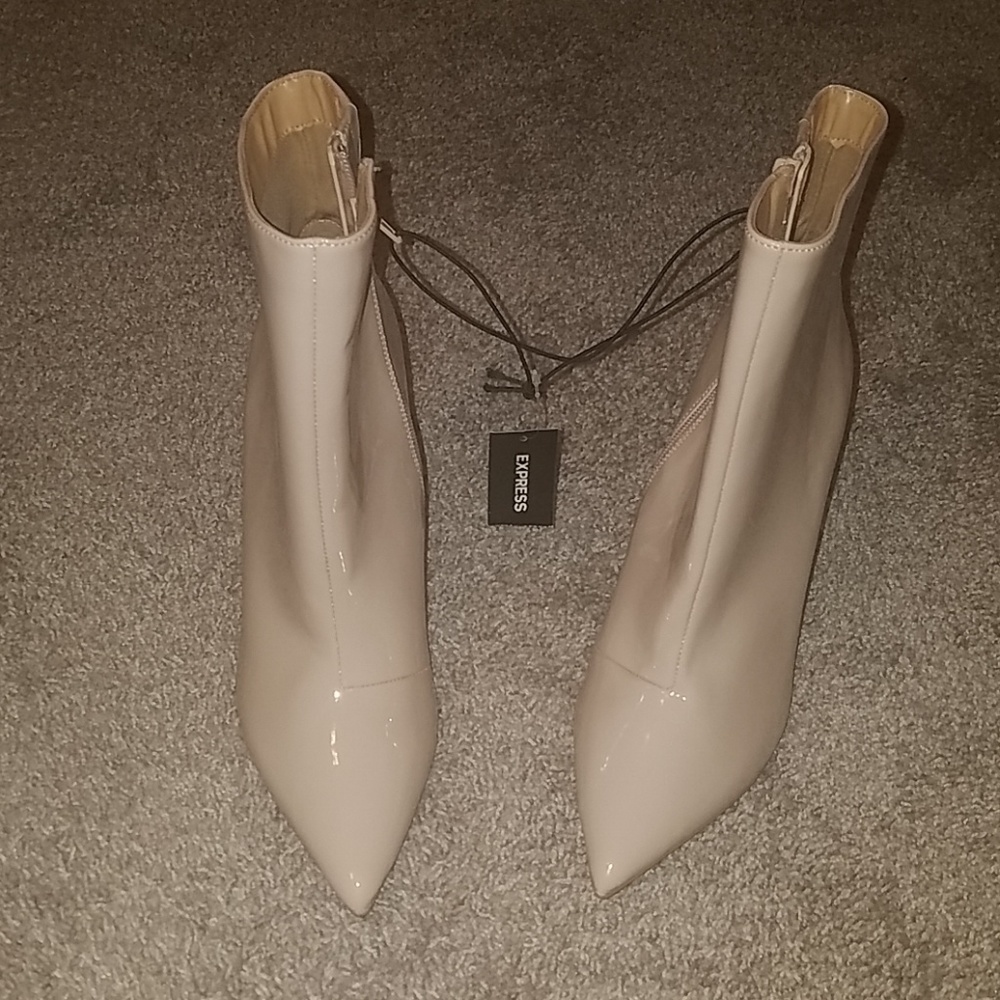 Express Patent Booties
